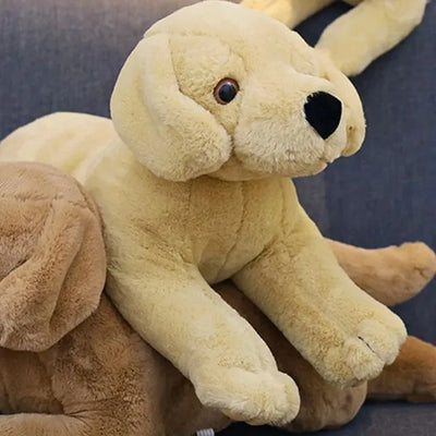 Peluche en chien domestique ultra câlin