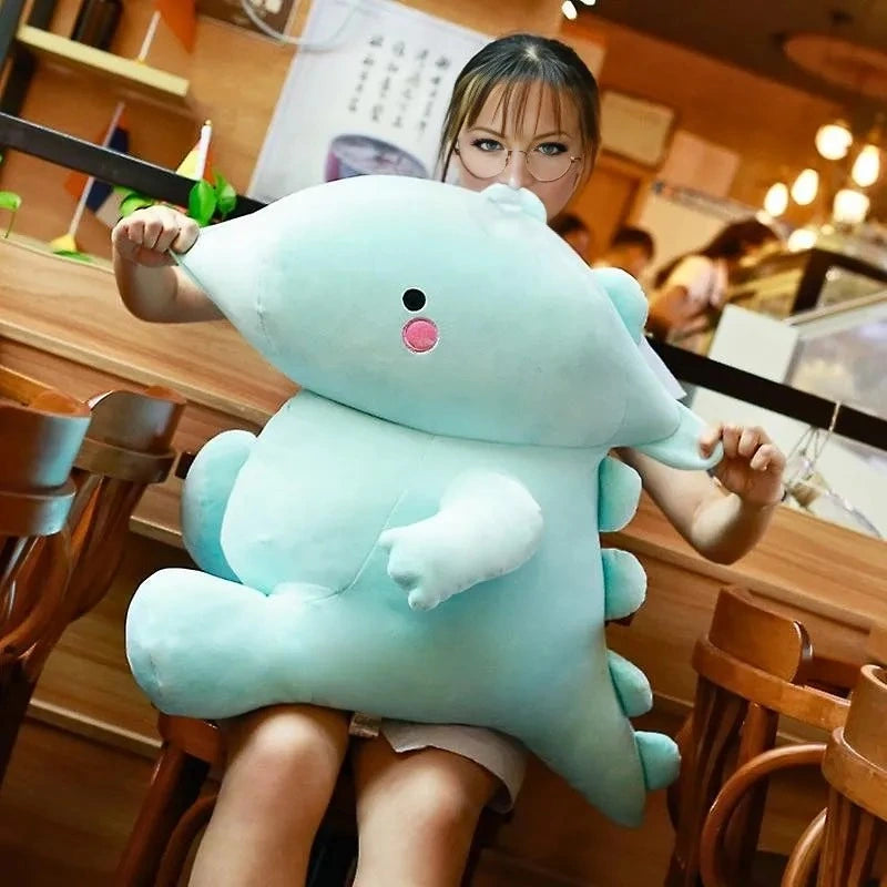 Enorme doudou bébé dinosaure aux joues roses