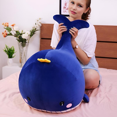 petite peluche baleine violette