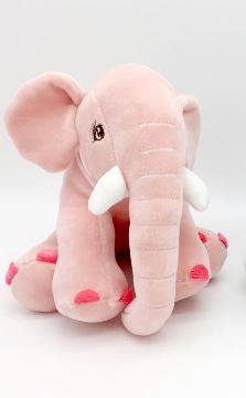 Bébé éléphant en peluche