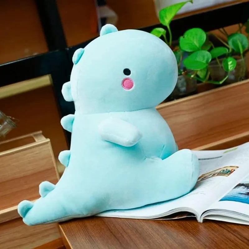Enorme doudou bébé dinosaure aux joues roses