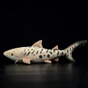 Peluche requin Géante