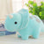 Tricératops réaliste en doudou dinosaure bleu