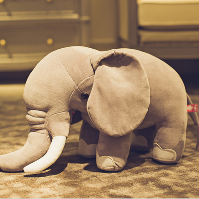 Peluche éléphant xxl sauvage