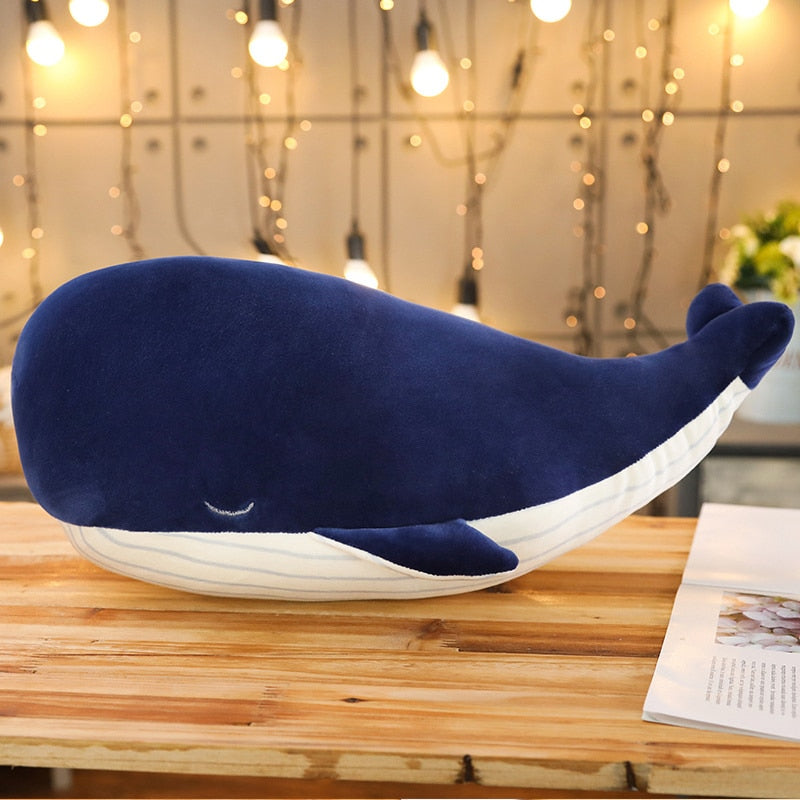 Grosse peluche baleine bleue voyageuse 85 cm