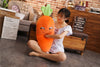 Peluche géante carotte maligne